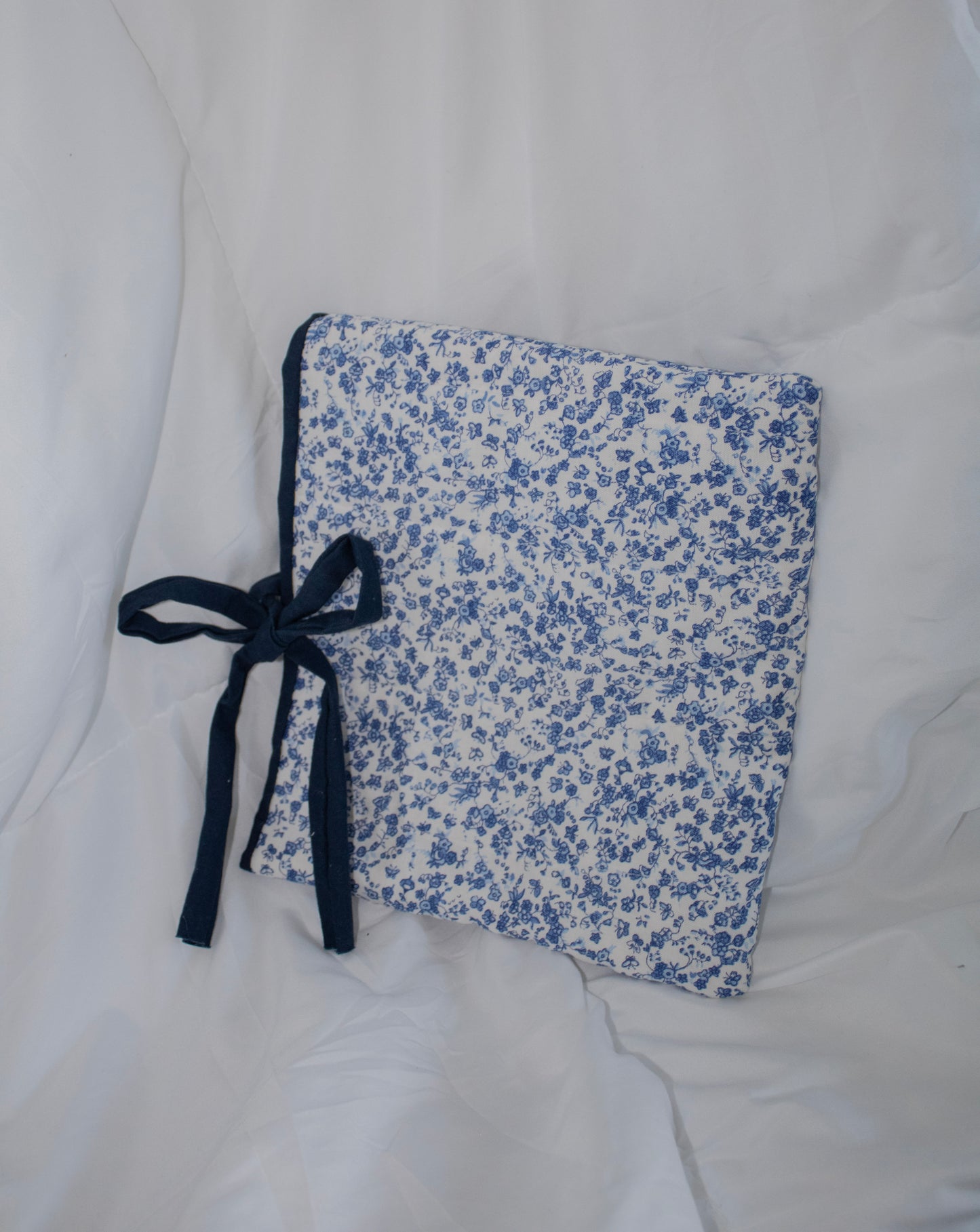 Floral Blue Quilted Bible Cover